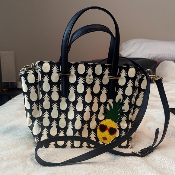 kate spade Handbags - Kate Spade Black and Cream Pineapple Crossbody Bag